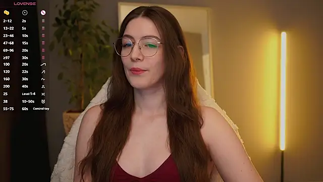 Snapshot of Ester_Hill chatting on 02-26-26, 10:03 Ester Hill online show from 02-26-26, 10:03