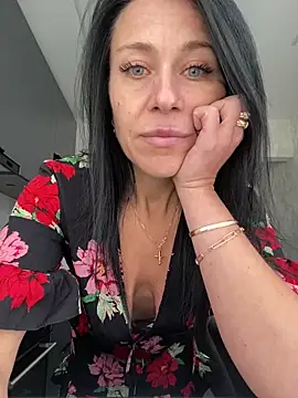 CuteNata online show from 10-09-25, 11:52