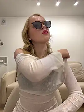 Little Forest ELF online show from 10-25-25, 02:02