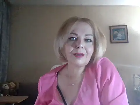 Snapshot of SofiyaPetrova chatting on 10-21-25, 03:35 SofiyaPetrova online show from 10-21-25, 03:35
