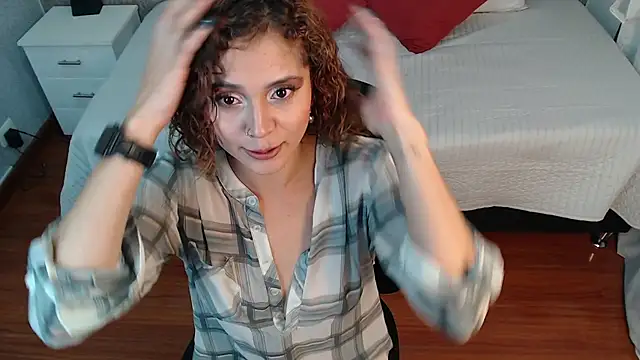elibaker  online show from 02-07-25, 04:16