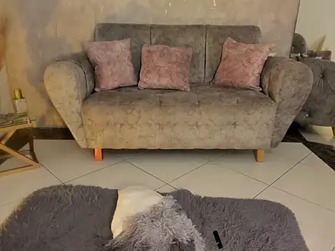 Snapshot of miacoopersx chatting on 02-21-25, 03:54 miacoopersx online show from 02-21-25, 03:54