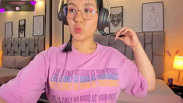 sweet--emily online show from 12-07-24, 06:26