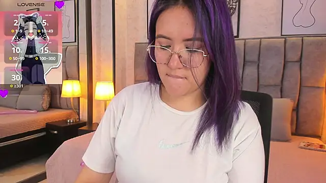 sweet--emily online show from 03-13-25, 06:16