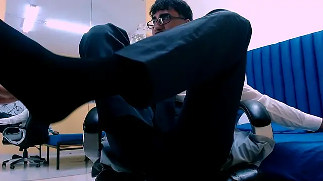 MilanZaire online show from 01-15-26, 10:13