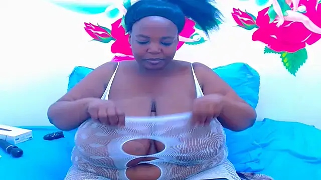 LUSTFULBOOBSS online show from 09-25-25, 06:55