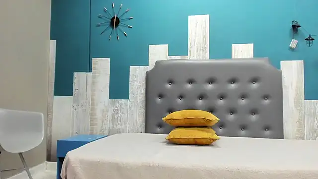 Rhaegal hot online show from 12-19-24, 11:25