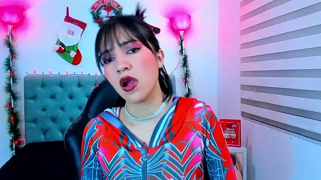 Snapshot of lina_bedoya_ chatting on 12-14-24, 11:50 lina bedoya online show from 12-14-24, 11:50