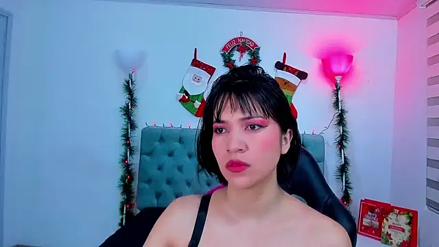 Snapshot of lina_bedoya_ chatting on 12-21-24, 11:44 lina bedoya online show from 12-21-24, 11:44