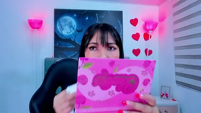 Snapshot of lina_bedoya_ chatting on 02-20-25, 11:42 lina bedoya online show from 02-20-25, 11:42