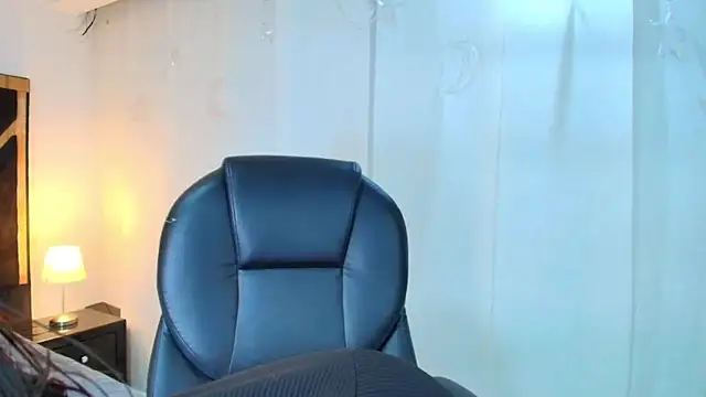 lina bedoya  online show from 05-08-26, 11:37