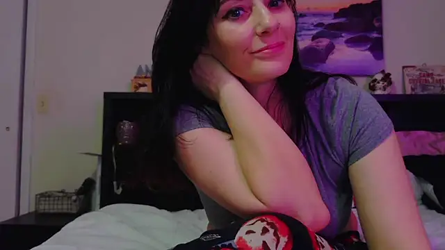 CrystalLakeXO online show from 11-20-25, 07:08