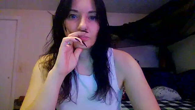 CrystalLakeXO online show from 06-16-26, 04:59