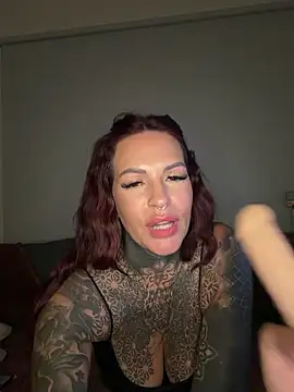 AileenInkOfficial online show from 05-05-26, 08:06