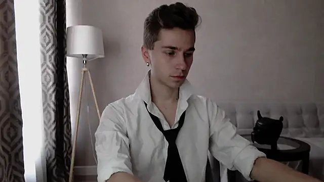 Snapshot of Joseph__Quinn chatting on 09-30-25, 05:01 Joseph Quinn online show from 09-30-25, 05:01