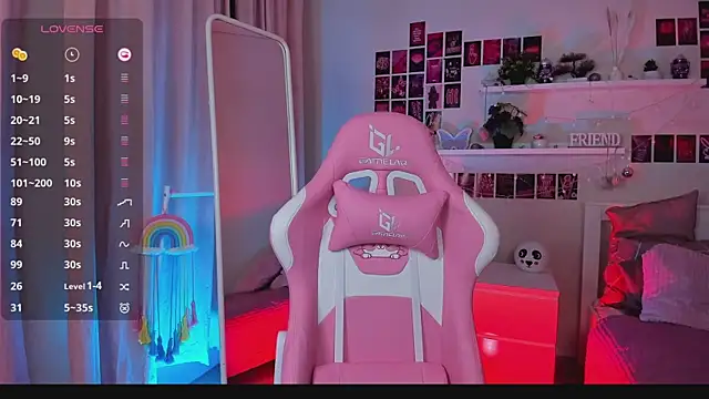 arielabradberry online show from 12-18-24, 03:44