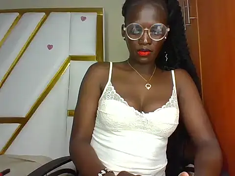 cutesmiling online show from 01-23-25, 05:13
