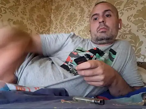 Basszos88i online show from 09-26-25, 04:11