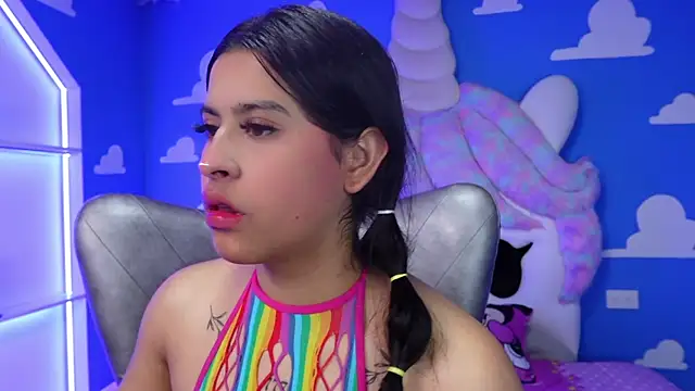 miss romyna online show from 12-30-24, 04:08