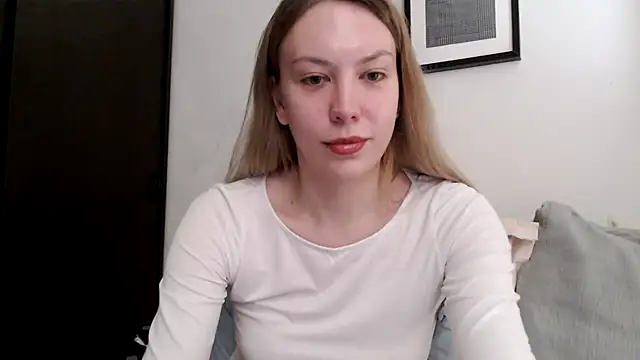 Scarlettford online show from 10-23-25, 04:39