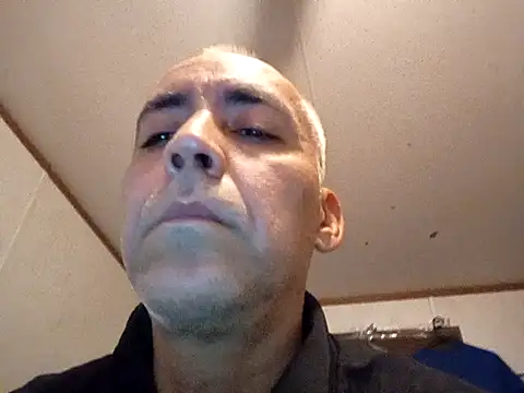 Snapshot of Xoc8_ chatting on 03-07-25, 01:31 Xoc8 online show from 03-07-25, 01:31