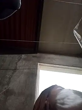 Snapshot of AnthonelaDuque chatting on 01-28-25, 10:56 AnthonelaDuque online show from 01-28-25, 10:56