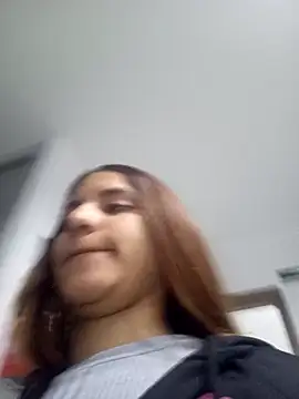 Snapshot of AnthonelaDuque chatting on 02-09-25, 11:36 AnthonelaDuque online show from 02-09-25, 11:36