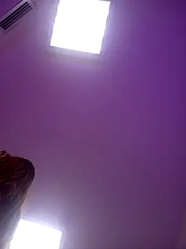 Snapshot of AnthonelaDuque chatting on 02-24-25, 11:54 AnthonelaDuque online show from 02-24-25, 11:54