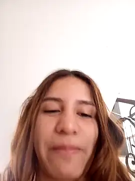 Snapshot of AnthonelaDuque chatting on 03-10-25, 11:53 AnthonelaDuque online show from 03-10-25, 11:53