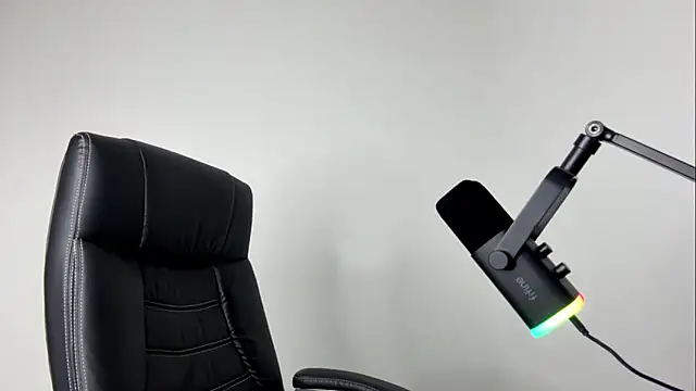 Snapshot of odin_blake chatting on 10-08-25, 03:26 odin blake online show from 10-08-25, 03:26