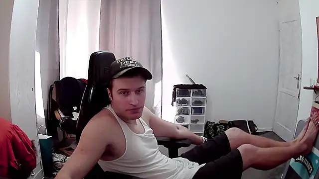 Snapshot of PKrisztian chatting on 04-23-26, 02:30 PKrisztian online show from 04-23-26, 02:30