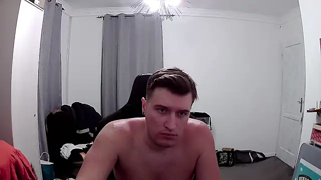 Snapshot of PKrisztian chatting on 05-20-26, 06:58 PKrisztian online show from 05-20-26, 06:58