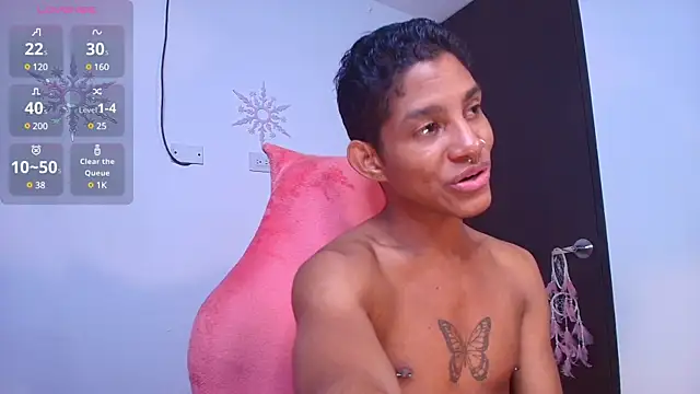 Snapshot of Palo_santo chatting on 02-22-25, 12:49 Palo santo online show from 02-22-25, 12:49