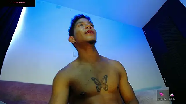 Snapshot of Palo_santo chatting on 03-02-26, 07:43 Palo santo online show from 03-02-26, 07:43