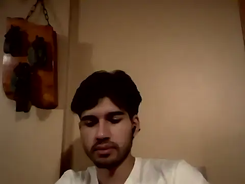 Snapshot of nachocum1 chatting on 12-18-25, 01:44 nachocum1 online show from 12-18-25, 01:44