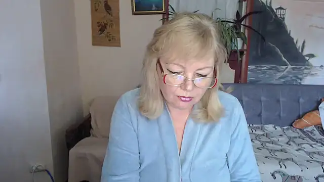 EvelynLoveShy online show from 02-01-26, 02:15