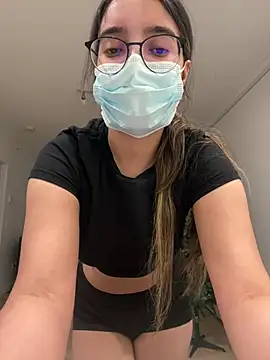 Snapshot of jAsMinE678 chatting on 12-12-24, 04:04 jAsMinE678 online show from 12-12-24, 04:04