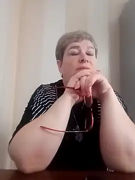 Lee Nell online show from 03-17-25, 02:19