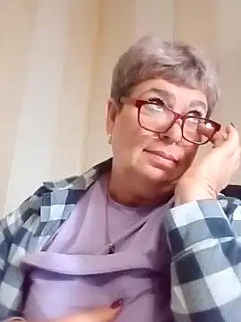 Lee Nell online show from 09-15-25, 03:06