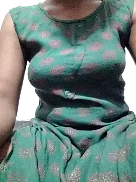 rituporna2004 online show from 02-08-25, 01:11