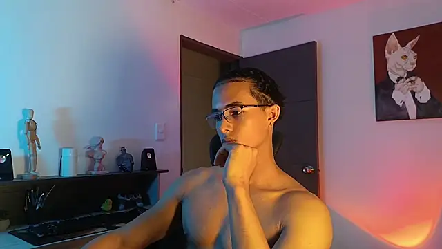 Snapshot of alejo_x3 chatting on 09-30-25, 10:37 alejo x3 online show from 09-30-25, 10:37