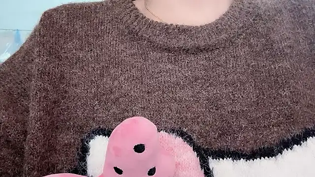 Snapshot of Baenee chatting on 11-29-25, 12:13 Baenee online show from 11-29-25, 12:13