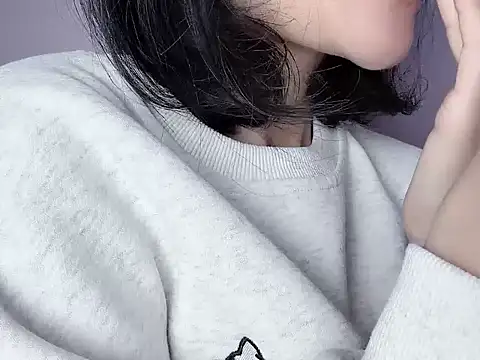 Snapshot of Baenee chatting on 12-03-25, 12:03 Baenee online show from 12-03-25, 12:03