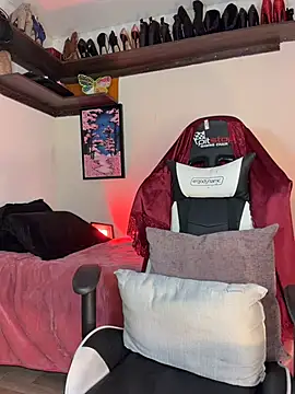 Snapshot of Sara_Mills06 chatting on 03-21-26, 11:04 Sara Mills06 online show from 03-21-26, 11:04