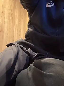 Snapshot of matu050556 chatting on 04-08-26, 10:37 matu050556 online show from 04-08-26, 10:37