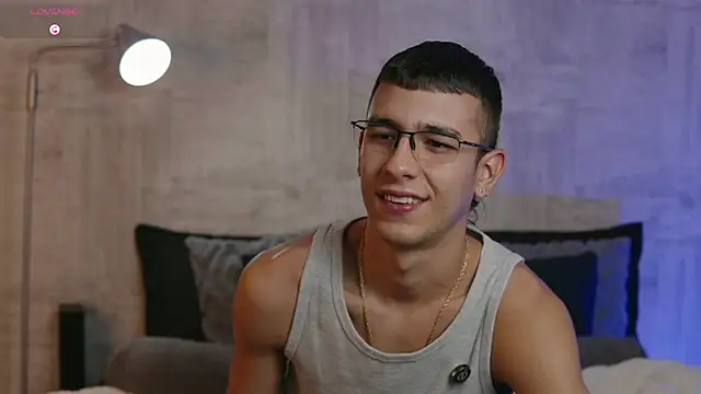 SymonPrince online show from 02-06-26, 01:43