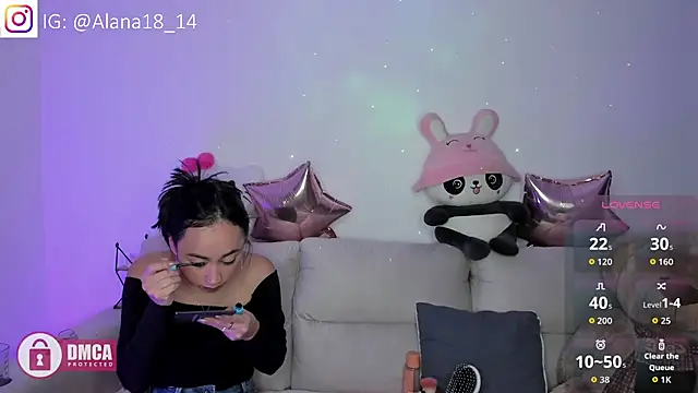 Snapshot of Alana_Pherson chatting on 09-29-25, 12:16 Alana Pherson online show from 09-29-25, 12:16