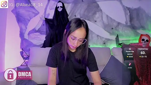 Snapshot of Alana_Pherson chatting on 10-07-25, 07:38 Alana Pherson online show from 10-07-25, 07:38