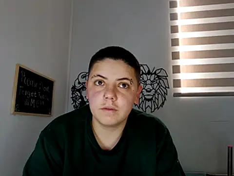 aron lettone01 online show from 10-23-25, 05:33