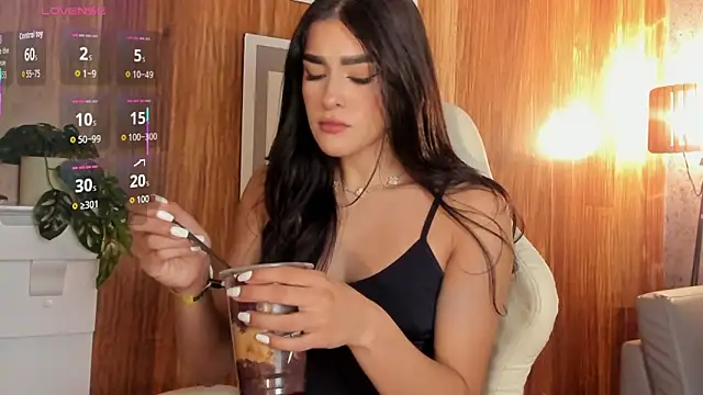 Antonellaparis  online show from 11-05-25, 02:33